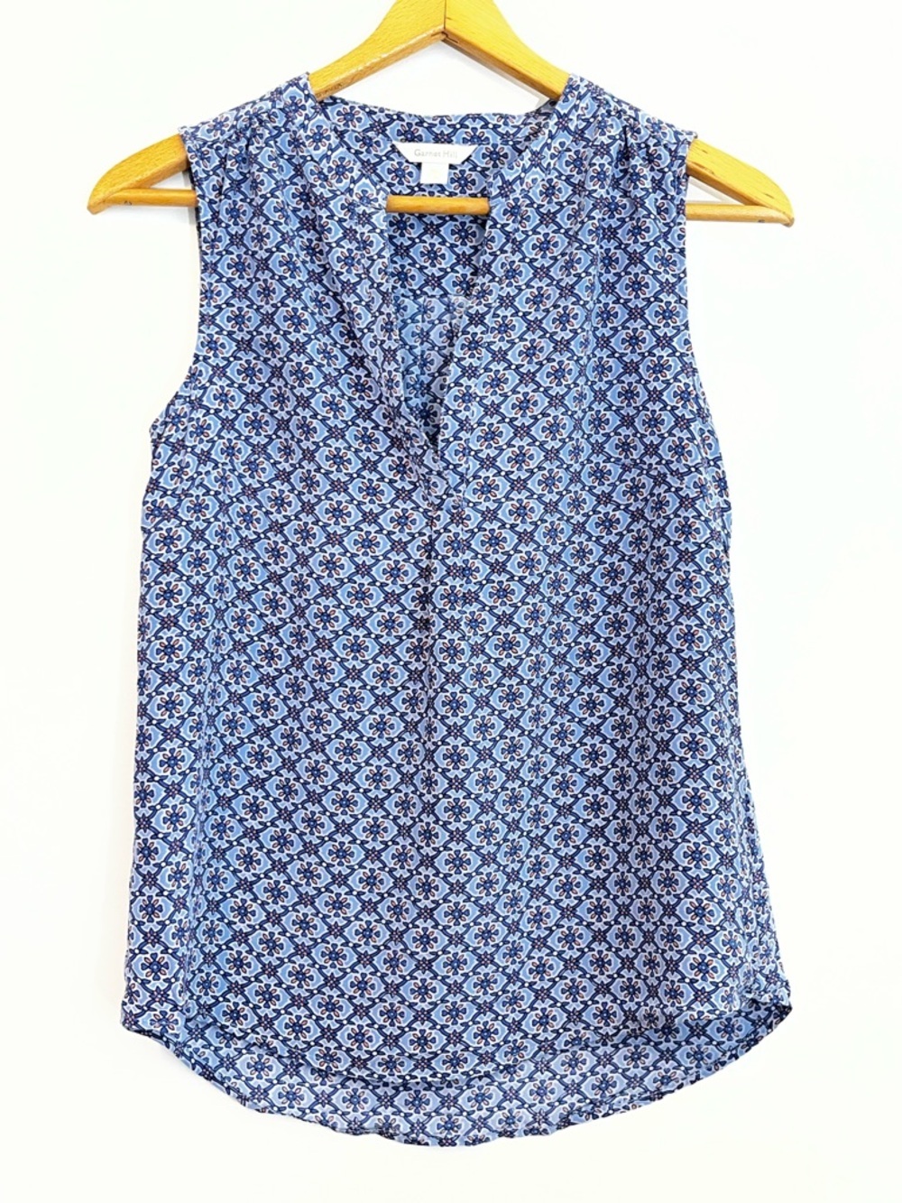 Garnet Hill Blue Printed Sleeveless Blouse